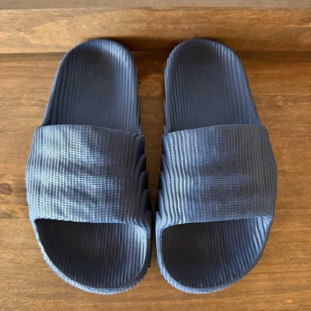 Adidas Adilette 22 Slides Navy Blue UK 6 US Men's 6.5 Women's 7.5 Sandals